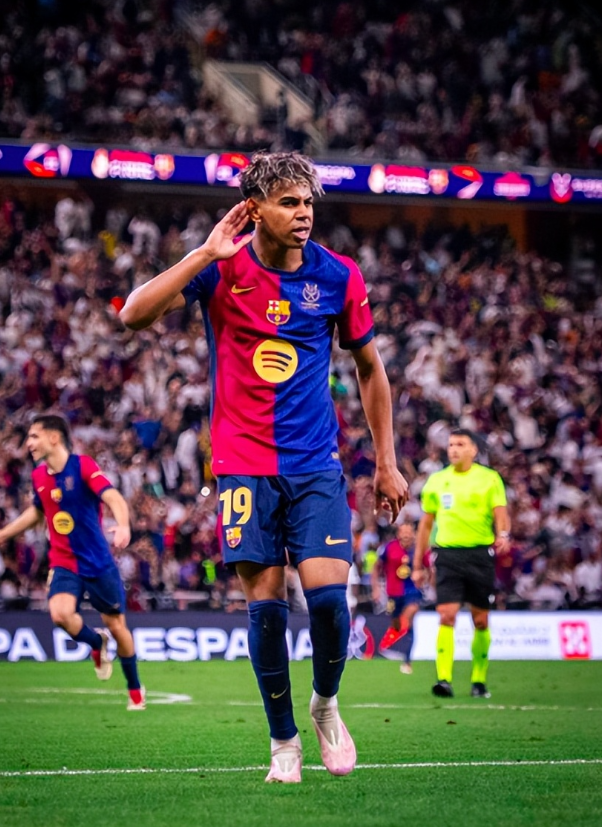 爱游戏平台-包含西班牙队不断突破！，穆古鲁扎连续三场比赛得分超过持续失利引发球迷热议的词条