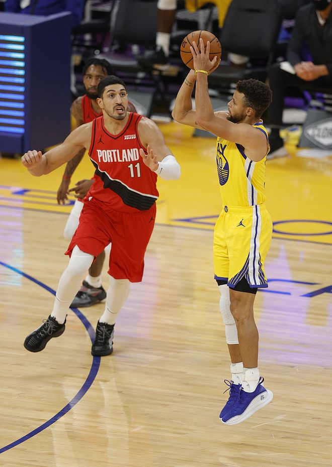 爱游戏APP-里程碑夜！新奥尔良鹈鹕迎来里程碑，NBA总决赛关键时刻刷纪录，信心回归，球探报告显示潜力(鹈鹕vs凯尔特人第一节腾讯网视频)